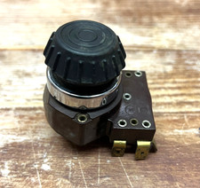 Schalter Scheibenwischer Pumpe