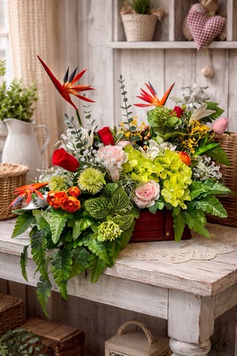 Romantisches blumenarrangement - romantisches,