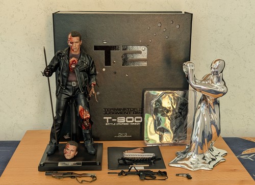 Hot toys dx13 - hot, terminator