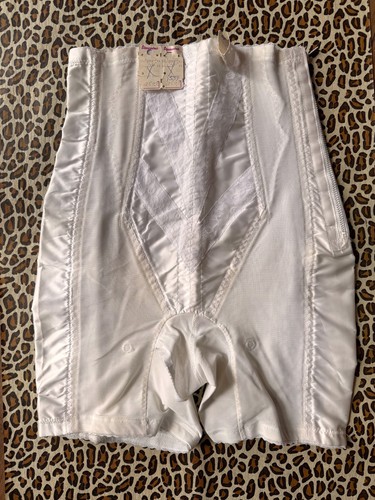 Deadstock vintage rago - rago, white