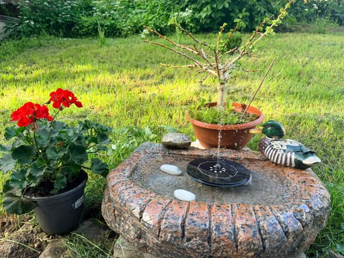 Spring brunnen granit - brunnen,