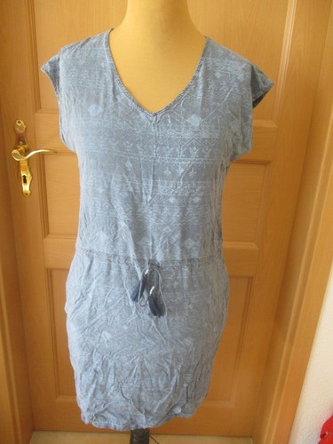 Kleid blau ärmellos - , muster