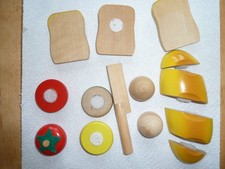 Kaufladenzubehör aus Holz