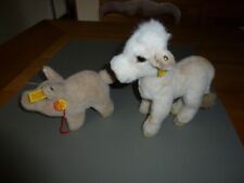 Aus Schrankhaltung : 2 mal Steiff.  Kalb / Lamm Nr.3790/18 Schwein Nr. 1505/10