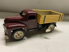 G&K Greppert und Kelch Lastwagen Bakelit Blechspielzeug DDR mit Uhrwerk