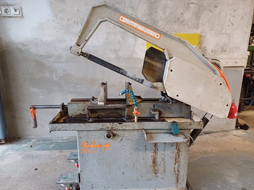 Sägemaschine kasto - sägemaschine,