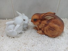 2 x KAISER. Porzellan. Hasen