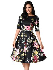 Suzanjas buntes Sommerkleid