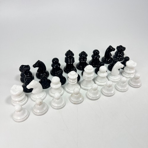 Glas schachfiguren schwarz - 32,