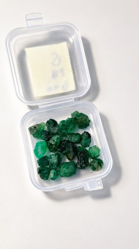 Smaragd rohstein kolumbien - smaragd,