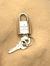 Auth Louis Vuitton Schloss mit 2 Schlüsseln
