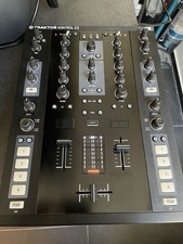 Native Instruments Traktor Kontrol Z2  2Kanal DJ Mixer gut erhalten kaum genutzt