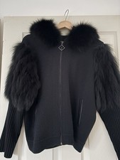 ATEMBERAUBENDE schwarze