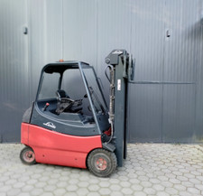 2009 Linde Gabelstapler E25 Hubhöhe ca. 5250mm, 2500kg Triplex Mast