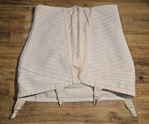 Triumph elasti extra - triumph, vs