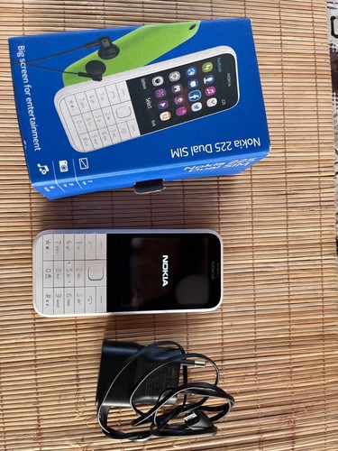 Nokia 225 weiss ohne - 225,