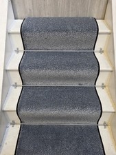 Treppenteppich Läufer 7m / 14 Stufen - 60cm breit - Platin - Mittelflor - Riviera