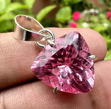 Padparadscha Saphir Trillion