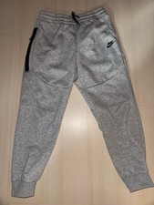 Nike Tech Fleece Jogger Grau