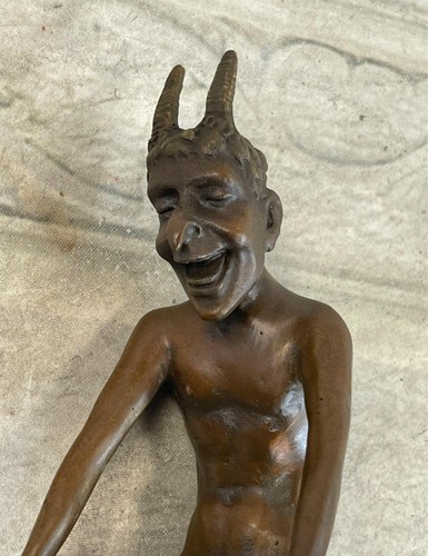Satyr chasing nymphe - nymphe, 100%