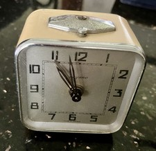 Französischer Reisewecker