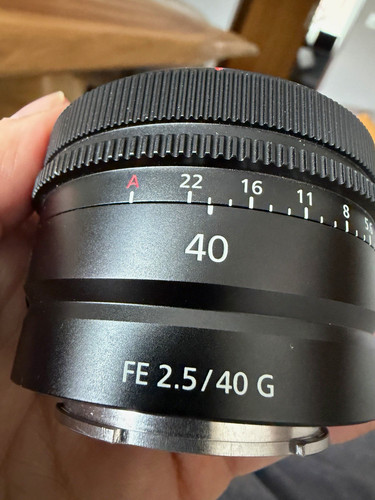 Sony standard 40mm - 2,5, g