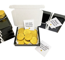 Kleine Leckereien! Kleine schwarze Schachtel Piraten Goldmünzen. Ideal für Kindergeschenk/Party