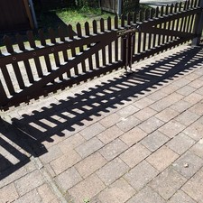 Gartentor Holz 2x2m Breite 70cm Höhe gebraucht ohne Pfeiler