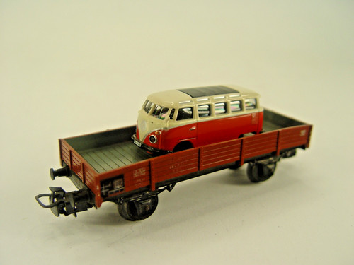 Niederbordwagen schrott - niederbordwagen, m.