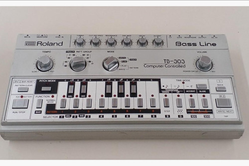 Roland 303 bass line - roland,