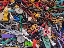 LEGO Zubehör Waffen Ausrüstung 100 STK Figuren Zubehör