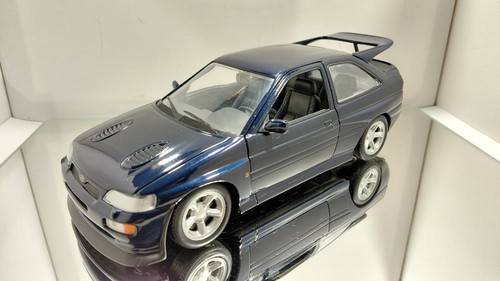 Models ford escort rs - ut, 1:18