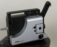 Revue LUX 30A Projektor