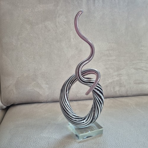 Designer skulptur aus glas - aus,