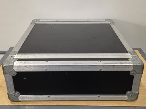 Logic cases flightcase 3he - 19",