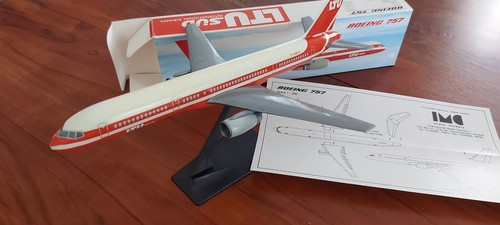 Flugzeugmodell boeing 757 200 - flugzeugmodell,