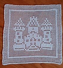  Häkelgardinchen, Fensterbild