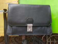 LEDER Businesstasche ELEGANT Handgelenktasche HERRENTASCHE Exklusiv NEU