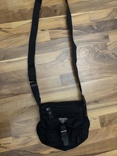 Prada Nylon Vintage Umhängetasche Größenverstellbar