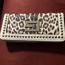 GUESS  SLG Medium Zip Wallet