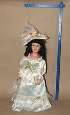 Sammlerpuppe Künstlerpuppe - Dame mit Schirm - viktorianisches Spitzenkleid