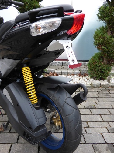 Kennzeichenhalter aprilia sr50 - kennzeichenhalter,
