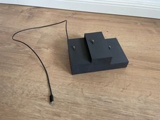 Carrera Hybrid Ladegerät – 3 Autos gleichzeitig laden (Siegertreppchen-Design)