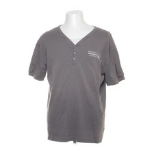 Angelo Litrico, T-shirt