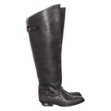 Kentucky's Western, Stiefel