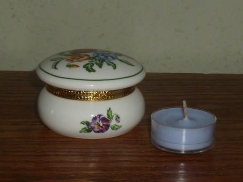 Partylite keepsake porcelain - keepsake,