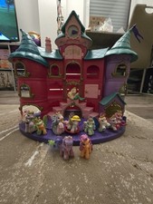 Filly Pferde Schloss mit 12