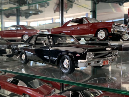 Modellauto 1966 chevrolet - 1:18,