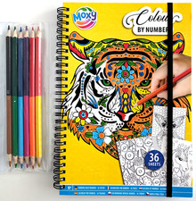 Malbuch mit Buntstiften Tiere