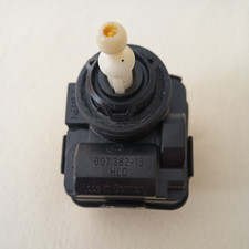 Original Hella Stellmotor